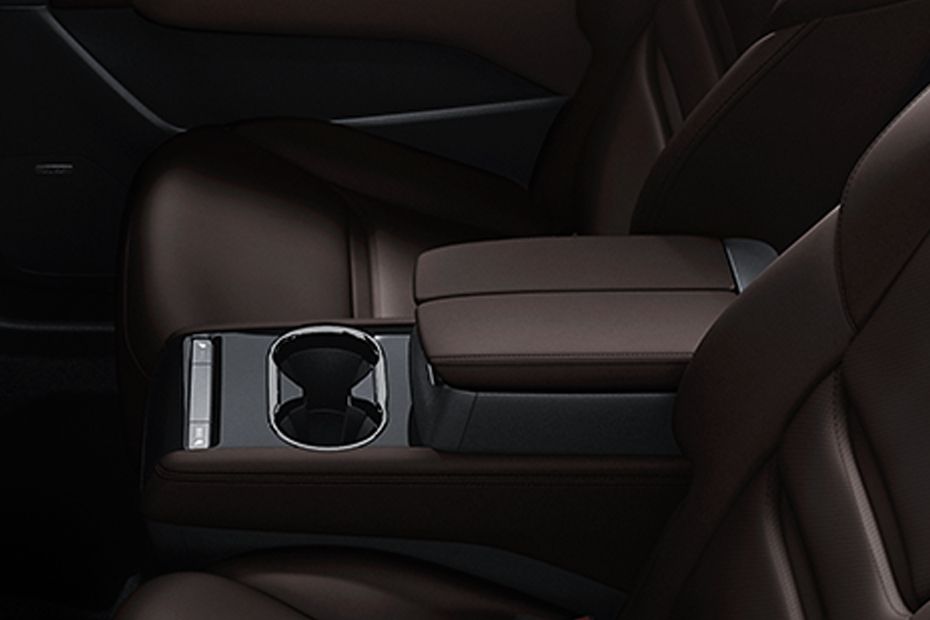 Arm rest belakang CX-8 Arm rest belakang CX-8