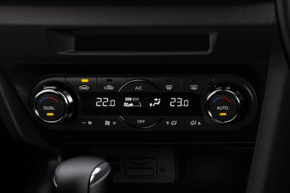 Mazda 3 (2017-2018) Front Ac Controls Mazda 3 (2017-2018) Front Ac Controls