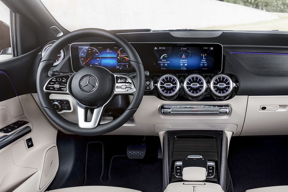 Mercedes Benz B-Class (2012-2018) Dashboard  Mercedes Benz B-Class (2012-2018) Dashboard
