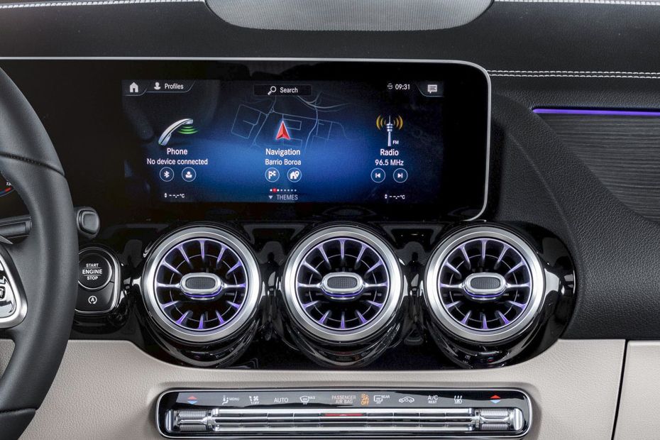 Mercedes Benz B-Class (2012-2018) layar sentuh Mercedes Benz B-Class (2012-2018) layar sentuh