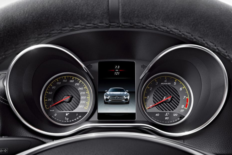Mercedes Benz AMG GT Tachometer