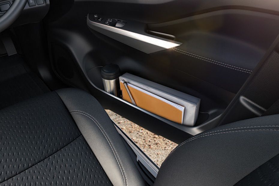 Bottle holder samping Navara Bottle holder samping Navara