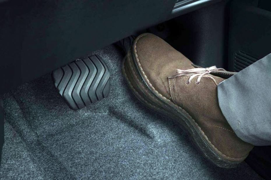 Nissan Serena e-Power Richbrook Competition Foot Pedal Set Nissan Serena e-Power Richbrook Competition Foot Pedal Set