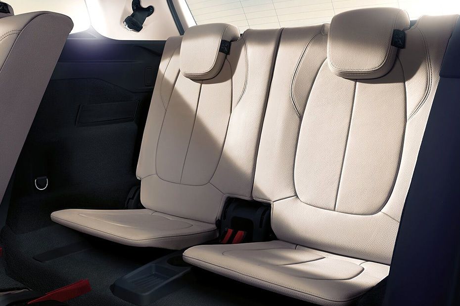 Kursi belakang BMW 2 Series Gran Tourer Kursi belakang BMW 2 Series Gran Tourer