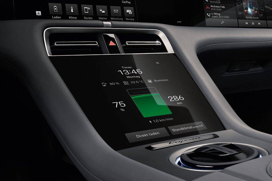 Taycan touch screen Taycan touch screen
