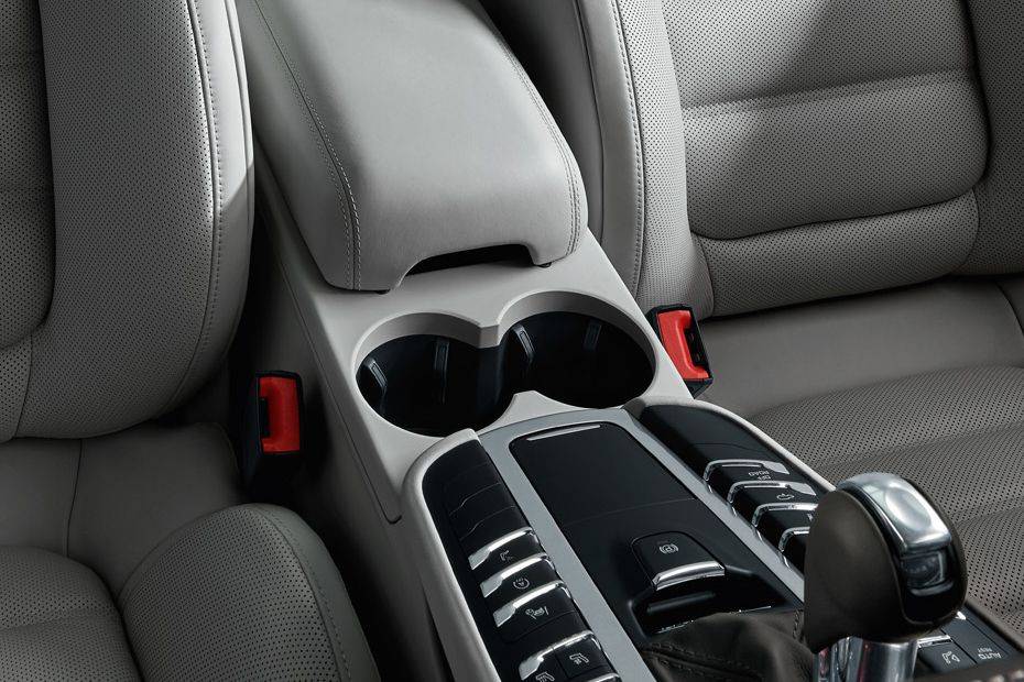 Macan Cup Holders Macan Cup Holders