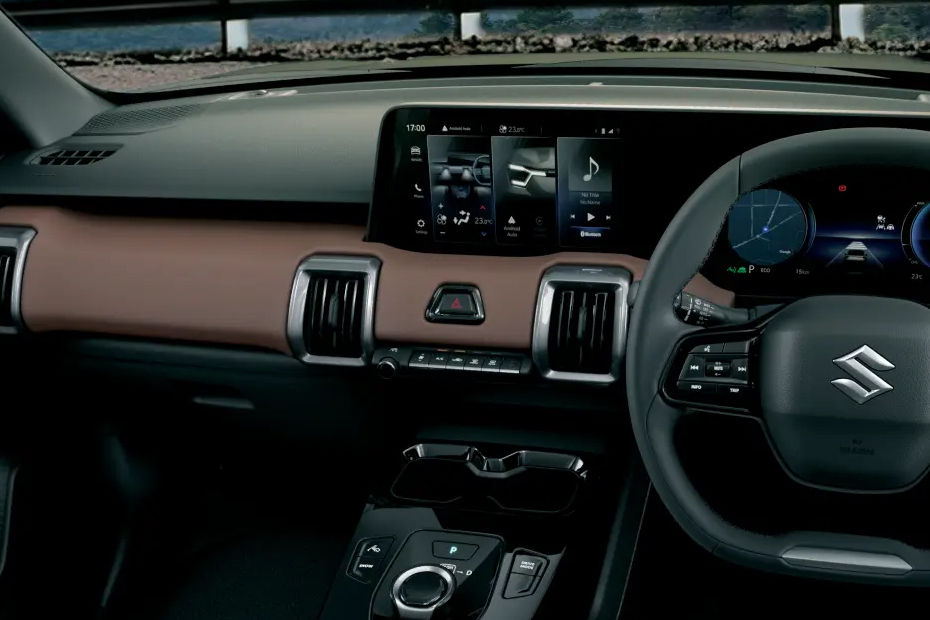 konsol tengah e-Vitara