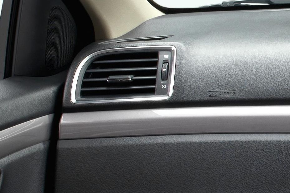 Ciaz Front Side Ac Vents Ciaz Front Side Ac Vents