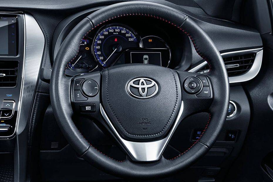 2020 Toyota Yaris: 20 Interior Photos