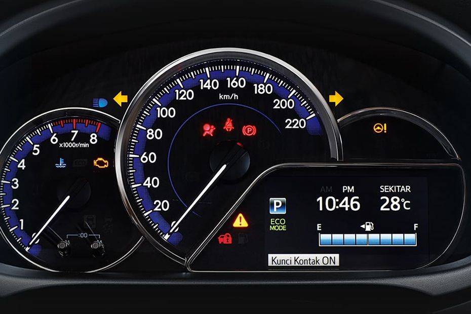 Toyota Yaris Tachometer