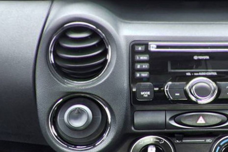 Toyota Etios Valco Front Ac Vents Toyota Etios Valco Front Ac Vents