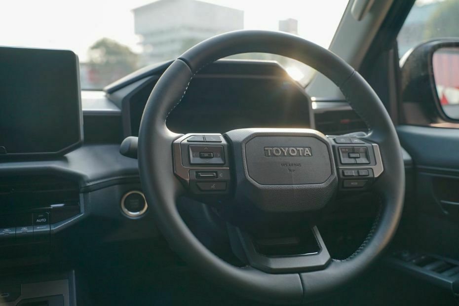 Toyota Hilux Steering Wheel Toyota Hilux Steering Wheel