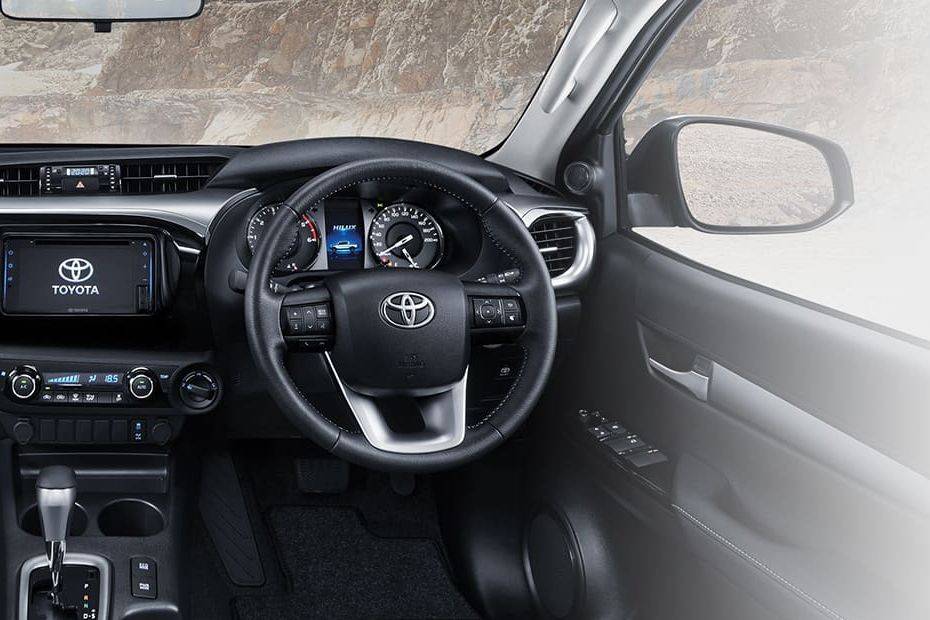 toyota hilux 2022 interior