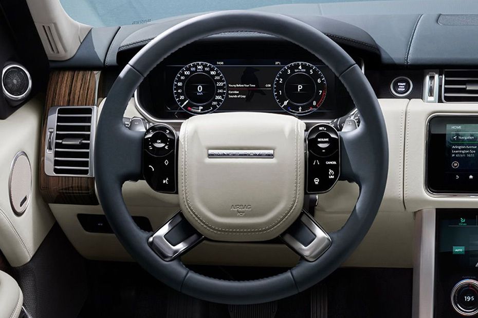 Dashboard View of Range Rover Dashboard View of Range Rover
