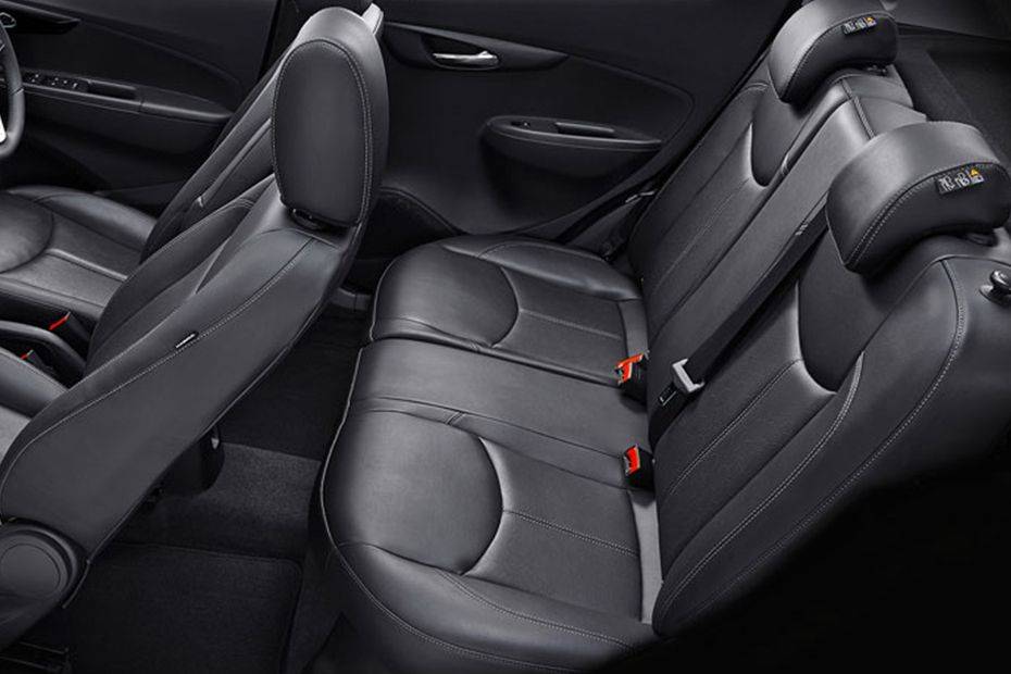 Kursi belakang Chevrolet Spark (2017-2018) Kursi belakang Chevrolet Spark (2017-2018)