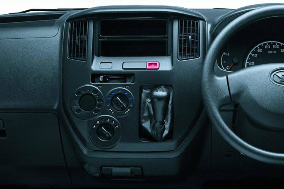 View - Daihatsu Vizion - F, GranMax Disulap Jadi EV Secanggih Ini ...