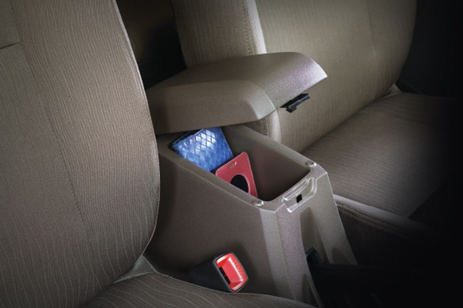 Xenia (2019-2021) Front Center Divider Xenia (2019-2021) Front Center Divider