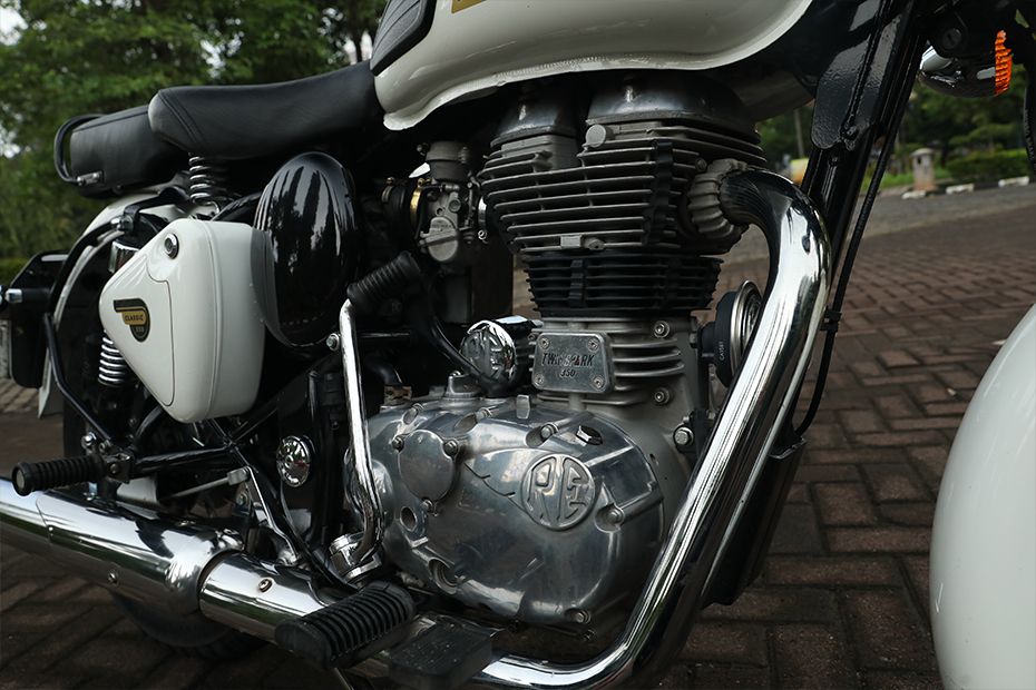 Royal Enfield Classic 350 Engine View Royal Enfield Classic 350 Engine View