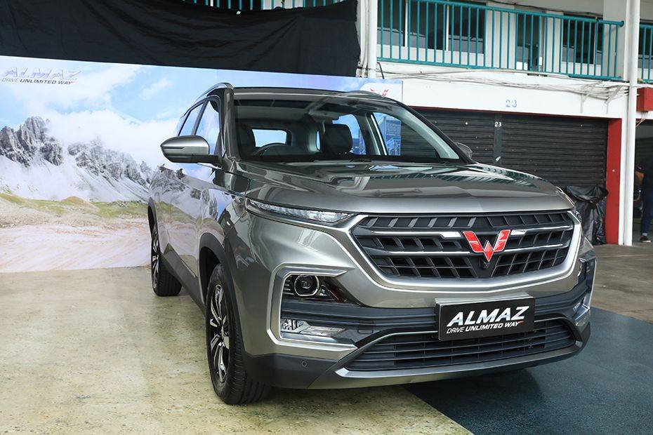 Wuling Almaz Front Cross Side View Wuling Almaz Front Cross Side View