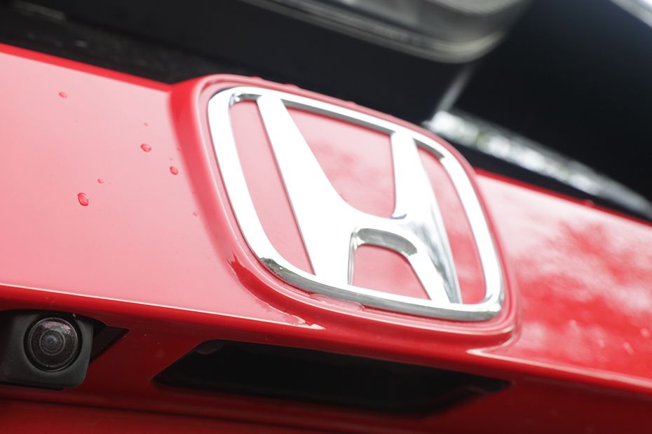 Honda Civic Hatchback Branding