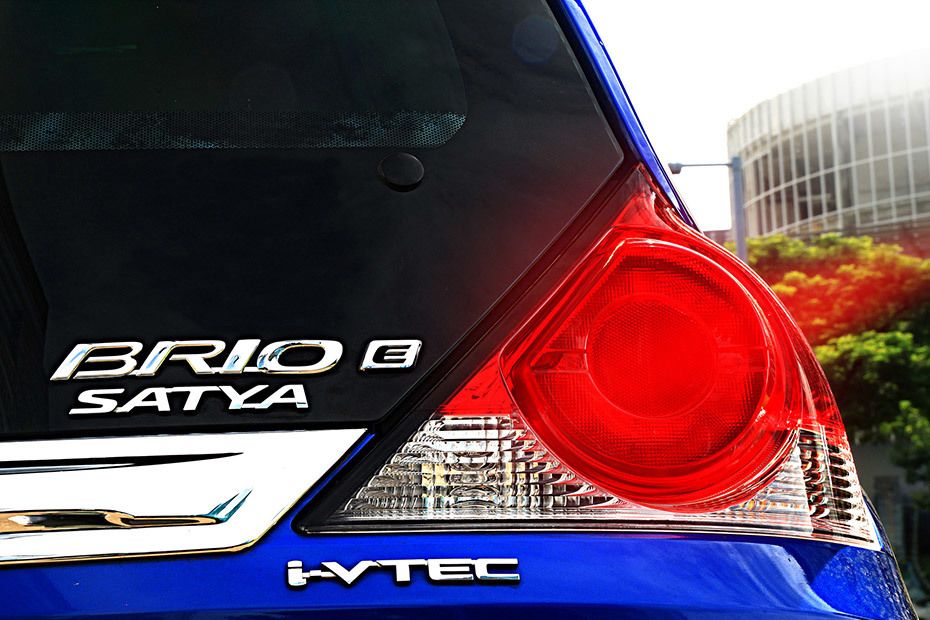 Lampu depan Brio (2016-2018)