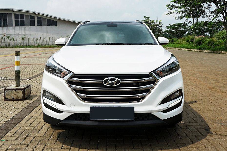 Tucson crdi. Xenon Hyundai Tucson 2016. Tucson 2016 и 2019. Хендай Туссан 2016 турбо.