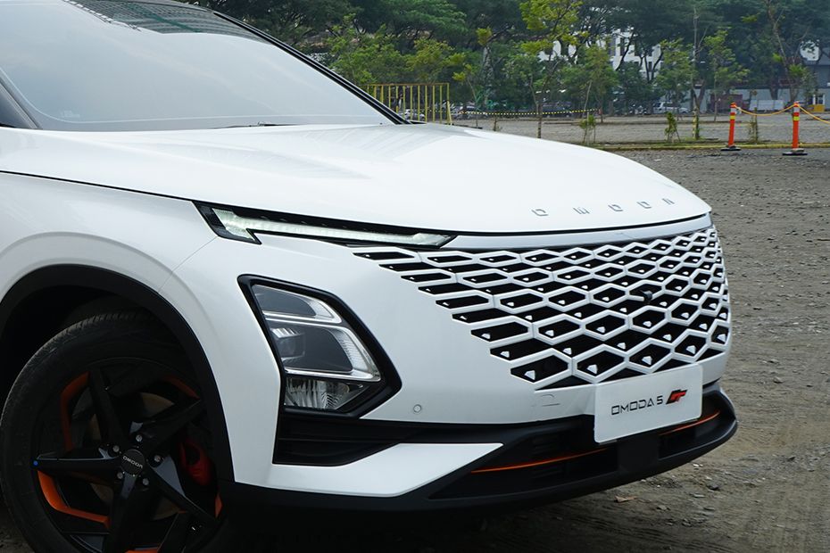 Chery Omoda 5 Grille View