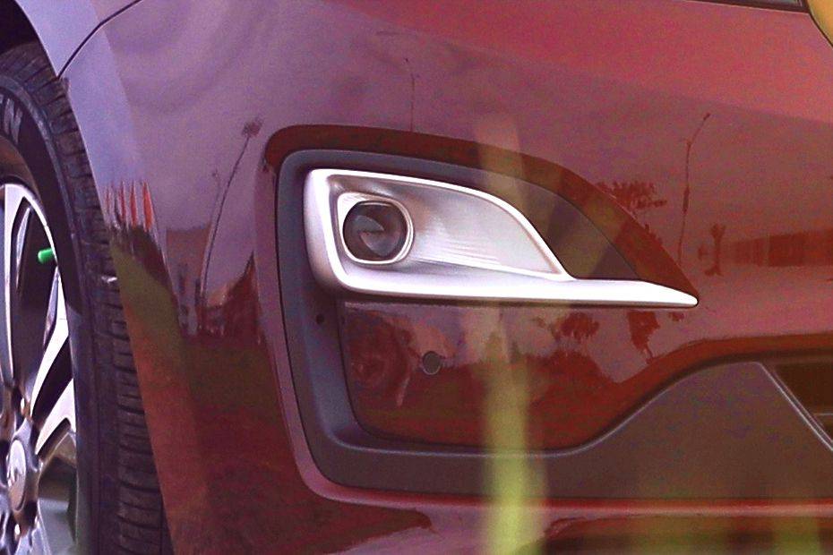 Fog lamp depan Grand Sedona Fog lamp depan Grand Sedona