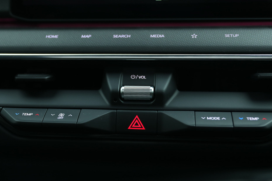 Kia EV9 Front Ac Controls