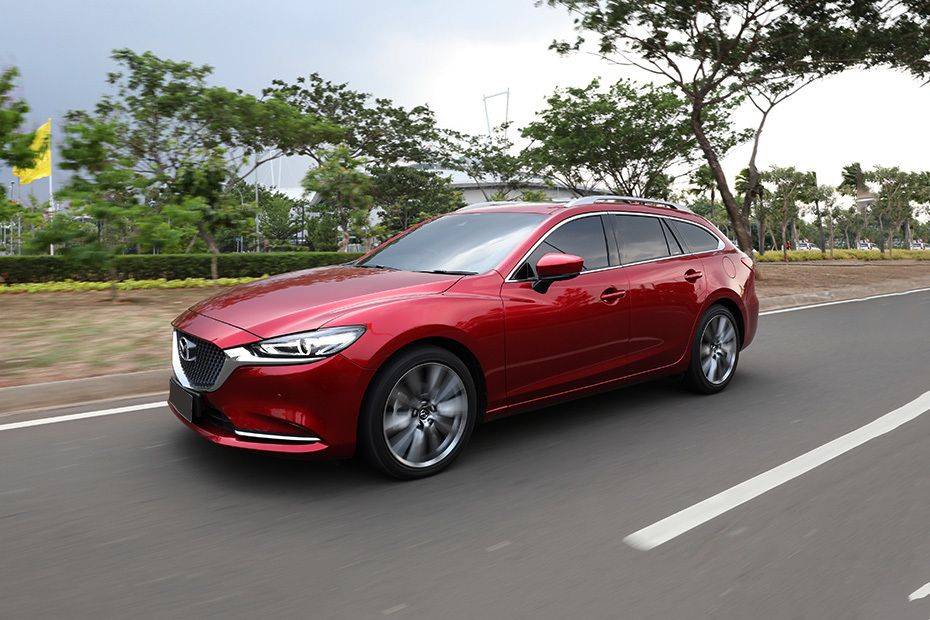 Tampak Depan Bawah Mazda 6 Sedan Tampak Depan Bawah Mazda 6 Sedan
