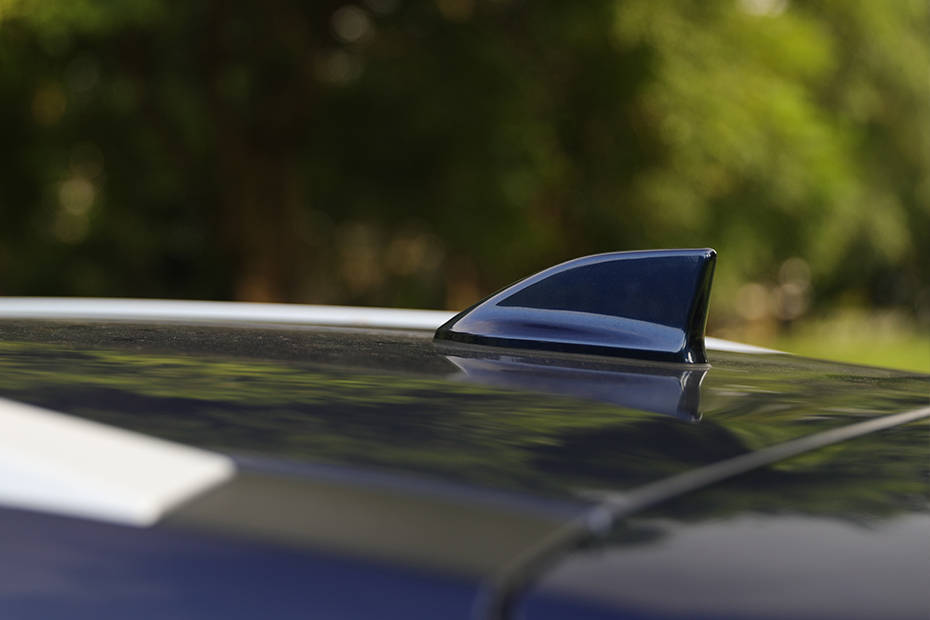 Antena atap Kicks e-Power Nissan Antena atap Kicks e-Power Nissan