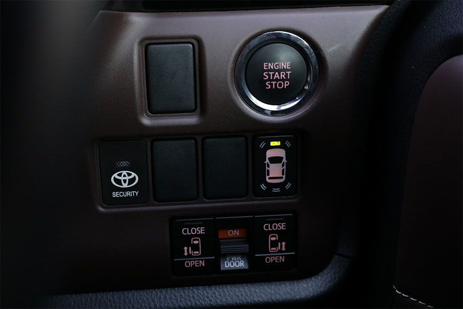 Tombol start-stop mesin Toyota Fronte Tombol start-stop mesin Toyota Fronte