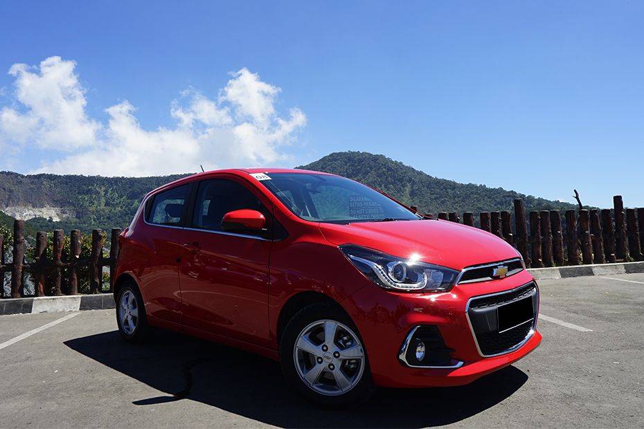 Tampak depan medium Chevrolet Spark (2017-2018) Tampak depan medium Chevrolet Spark (2017-2018)