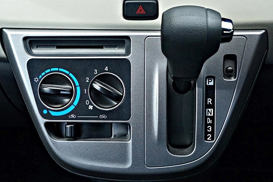 Daihatsu Sigra (2016-2018) Gear Shifter Daihatsu Sigra (2016-2018) Gear Shifter