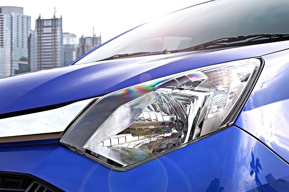 Sigra (2016-2018) Headlight Sigra (2016-2018) Headlight
