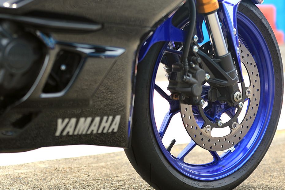 Yamaha YZF R25 Front Brake Yamaha YZF R25 Front Brake
