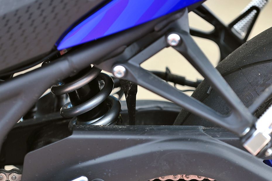 Yamaha YZF R25 Rear Suspension Yamaha YZF R25 Rear Suspension