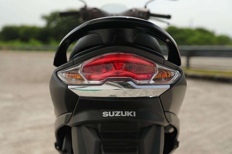 Suzuki Burgman Street 125 EX Tail Light