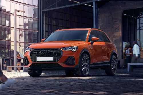 Audi Q3 Front Side View