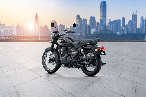 Royal Enfield Bullet 350 2024 Price, Promo February, Spec & Reviews