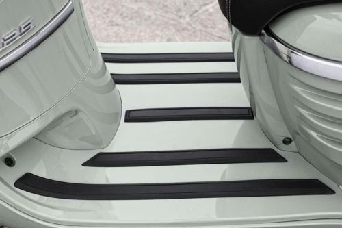 Ruang kaki Peugeot Django 150