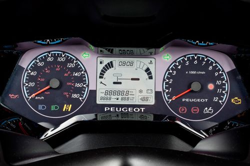 Peugeot Metropolis 400i Speedometer