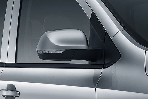 Wuling Confero Drivers Side Mirror Front Angle