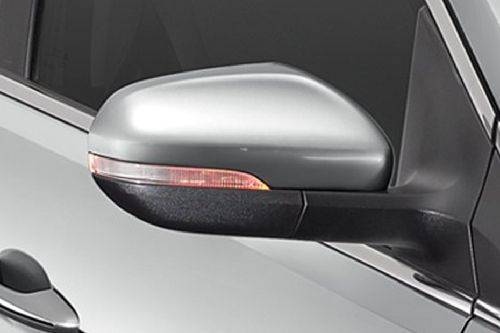Wuling Cortez CT Drivers Side Mirror Front Angle