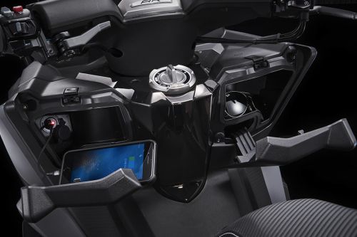 Glove box Kymco AK 550