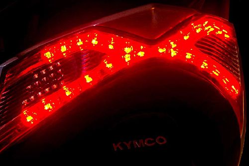 Lampu belakang Kymco X-Town 250i