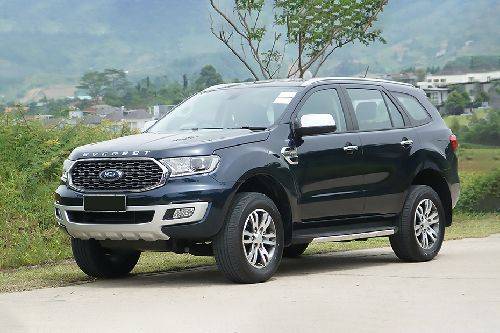 Ford Everest Front Side View