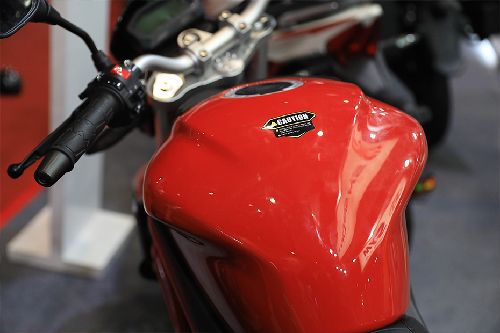 SM Sport RZ3S Fuel Tank View