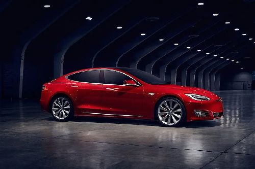 Tampak kanan Tesla Model S