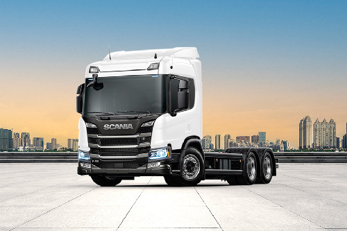 G460-B8X4 Heavy Tipper Water Truck Front angle low view